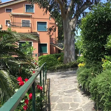 Stefy House With Pool Apartamento Rapallo
